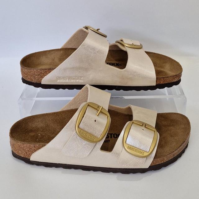 Birkenstock Women's Sandals - Cream - UK 5 on Productcaster.