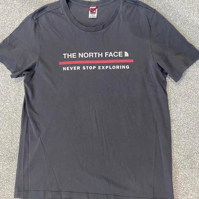 The North Face Men's T-shirt - Grey/Black - M on Productcaster.