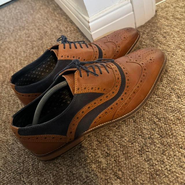 Moss Bros Men's Brogues - Brown/Tan - UK 10 on Productcaster.