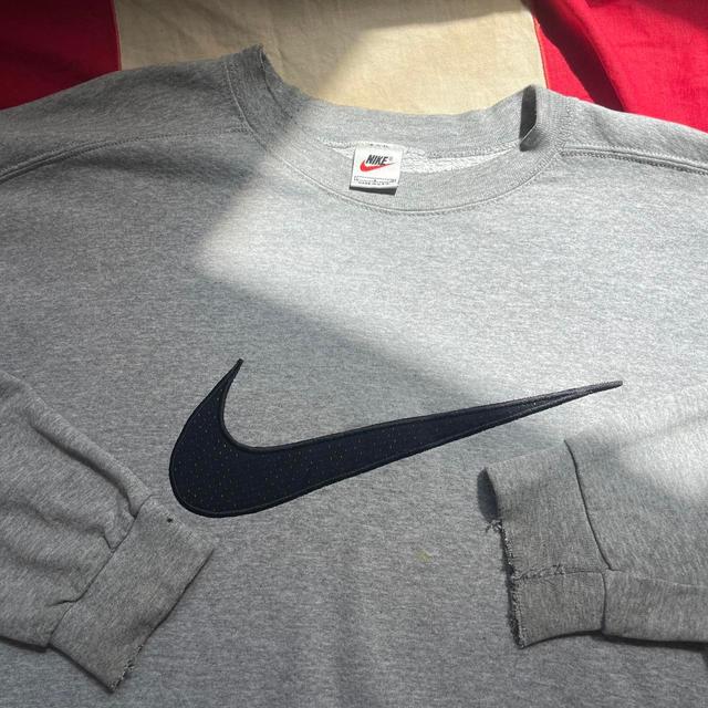 Nike Men's Jumper - Grey - L on Productcaster.