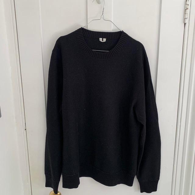 Arket Men's Jumper - Black - M on Productcaster.