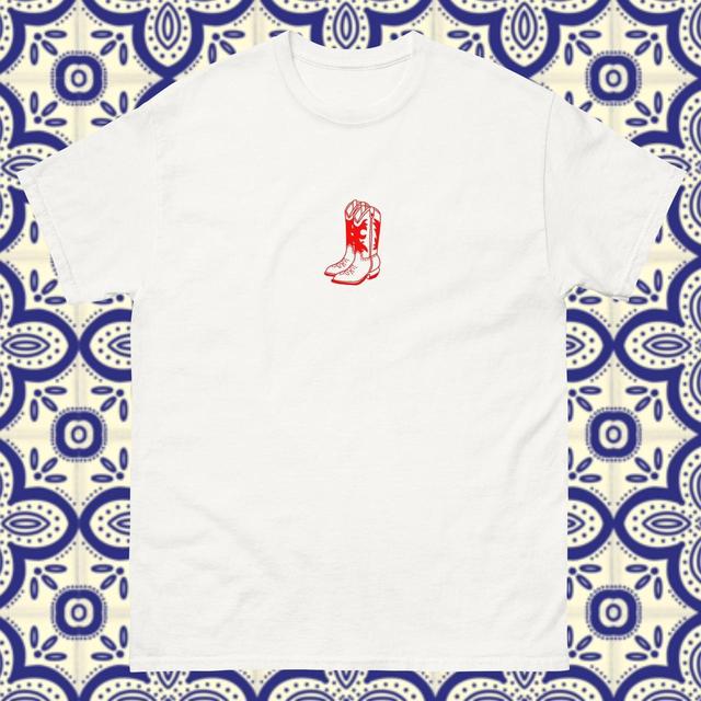 Women's T-shirt - White/Red - L on Productcaster.