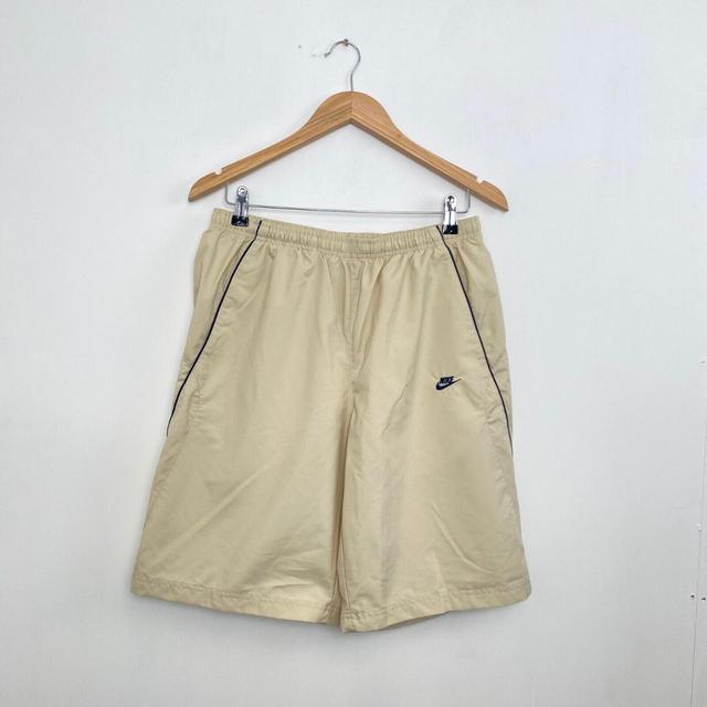 Nike Men's Shorts - Cream - L on Productcaster.