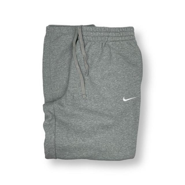 Nike Men's Sweatpants - White - XL on Productcaster.