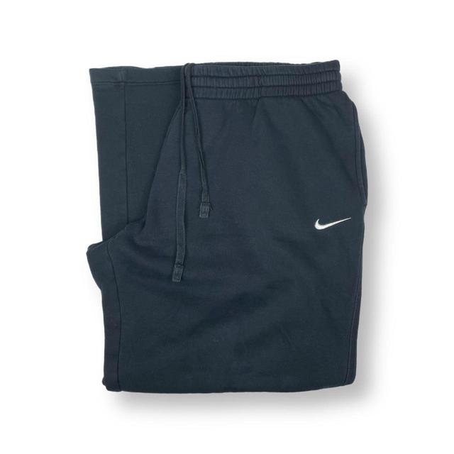 Nike Men's Sweatpants - White - XXL on Productcaster.