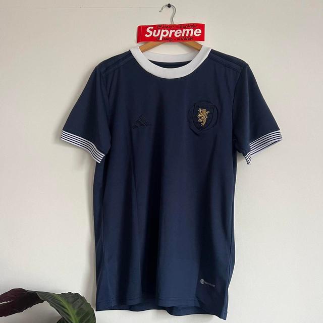 Adidas Men's T-shirt - Navy - M on Productcaster.