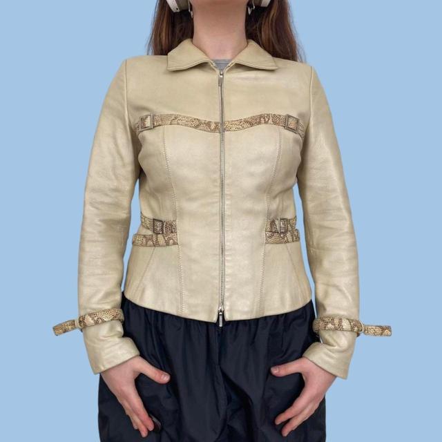 Vintage Women's Bomber Jacket - Tan - S on Productcaster.