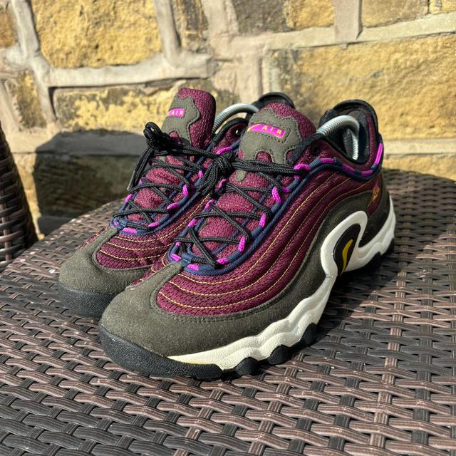 Nike ACG Men's Trainers - Purple/Green - UK 8 on Productcaster.