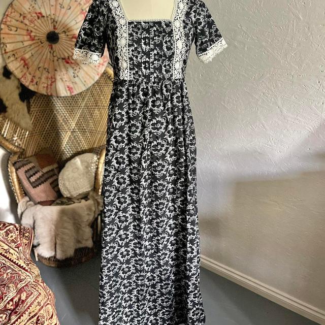 Vintage Women's Cotton Dress - Black/White - 8 on Productcaster.