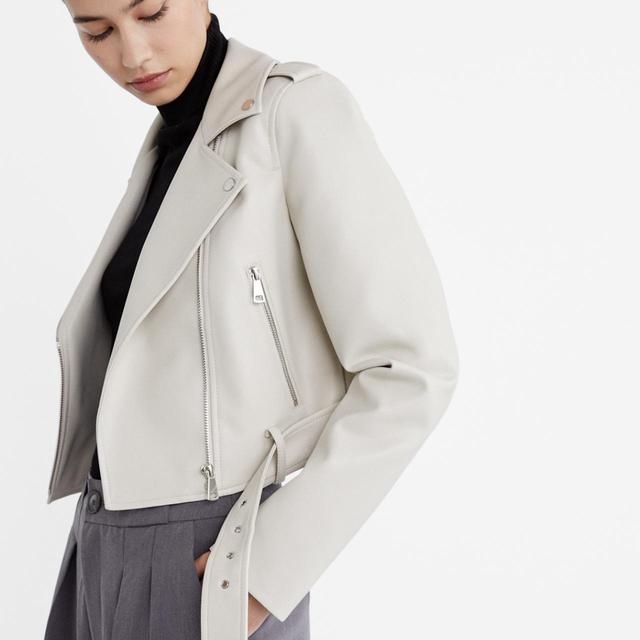 Stradivarius Women's Jacket - Cream - S on Productcaster.