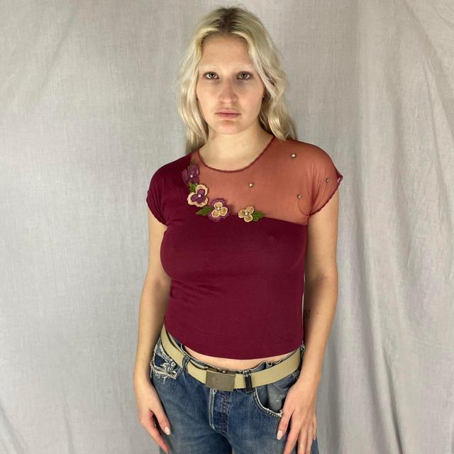 Vintage Women's T-shirt - Burgundy - S on Productcaster.