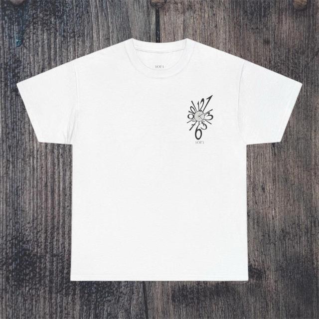 Men's T-shirt - White - L on Productcaster.