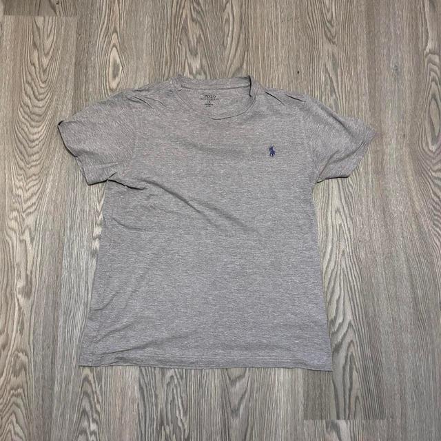 Polo Ralph Lauren Men's T-shirt - Grey - S on Productcaster.