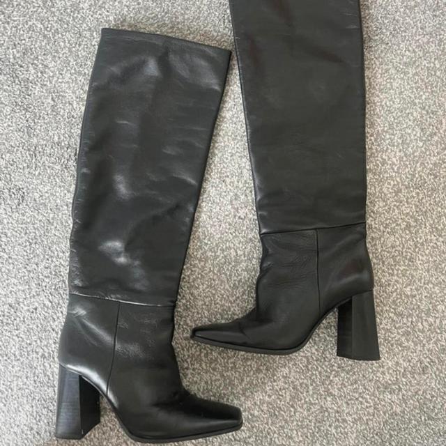 Zara Women's Knee high Boots - Black - UK 3 on Productcaster.