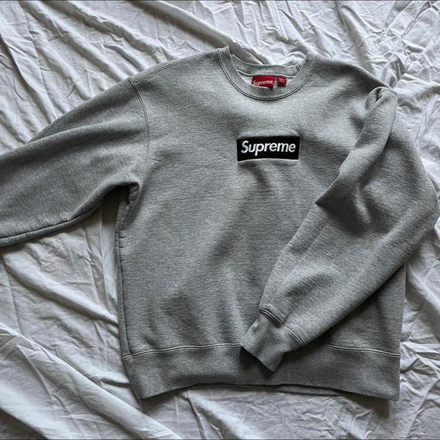 Supreme Men's Sweatshirt - Grey - M on Productcaster.