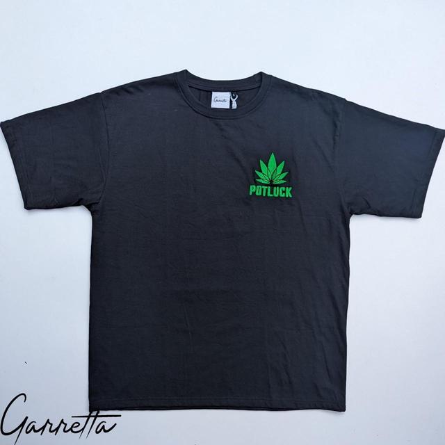 Men's T-shirt - Black/Green - M on Productcaster.