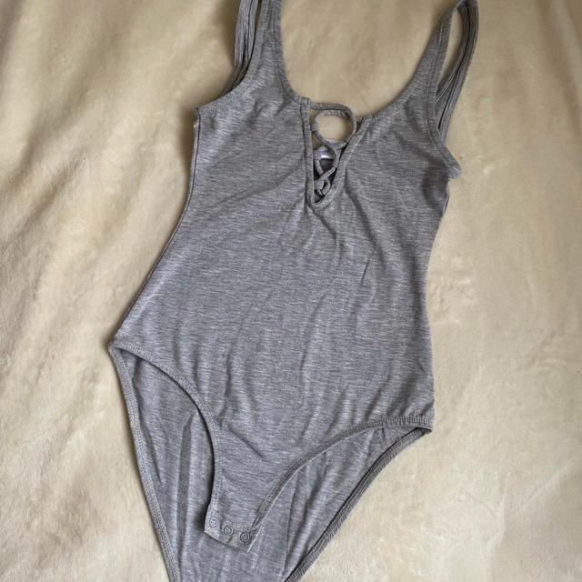 H&M Women's Bodysuit - Grey - XS on Productcaster.