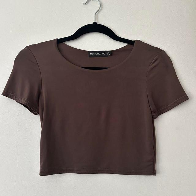 PrettyLittleThing Women's Crop top - Brown - 8 on Productcaster.