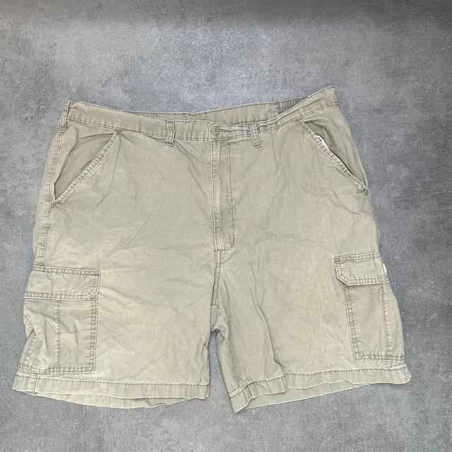 Wrangler Men's Shorts - Khaki - 40" on Productcaster.