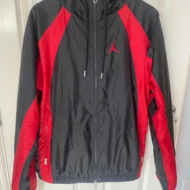 Jordan Men's Lightweight Jacket - Black/Red - M on Productcaster.