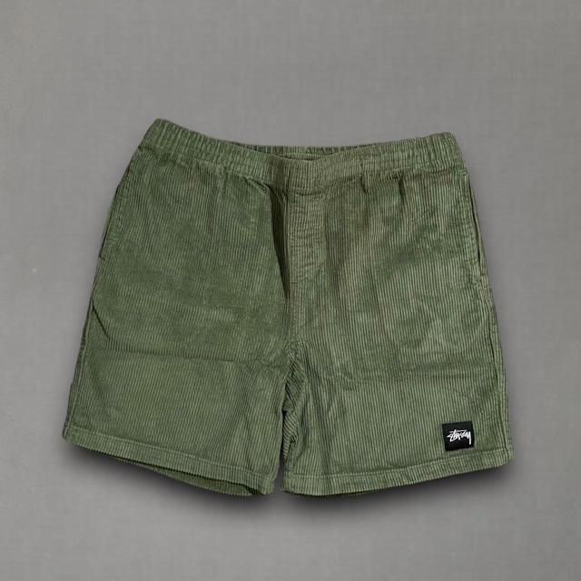 Stüssy Men's Shorts - Green - 32" on Productcaster.