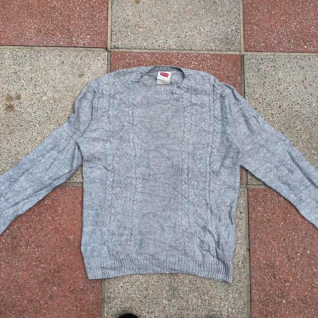 Levi's Men's Sweatshirt - Grey - L on Productcaster.