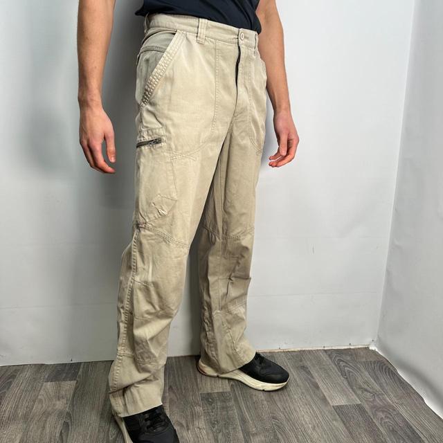 Berghaus Men's Cargo Trousers - Cream - 32" on Productcaster.