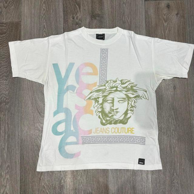 Versace Men's T-shirt - White/Multi - M on Productcaster.