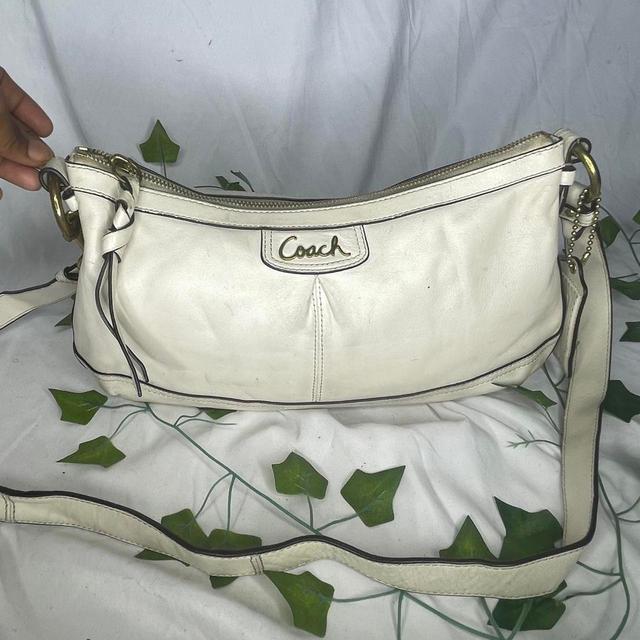 Coach Women's Crossbody bags - White on Productcaster.