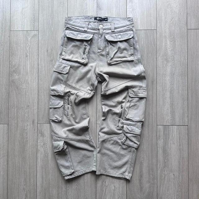 Men's Cargo Trousers - Grey - M on Productcaster.