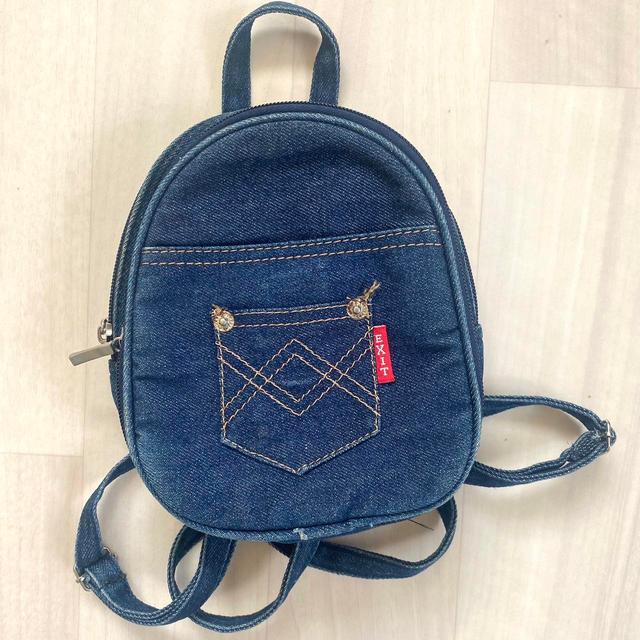 Vintage Women's Backpacks - Navy/Blue on Productcaster.