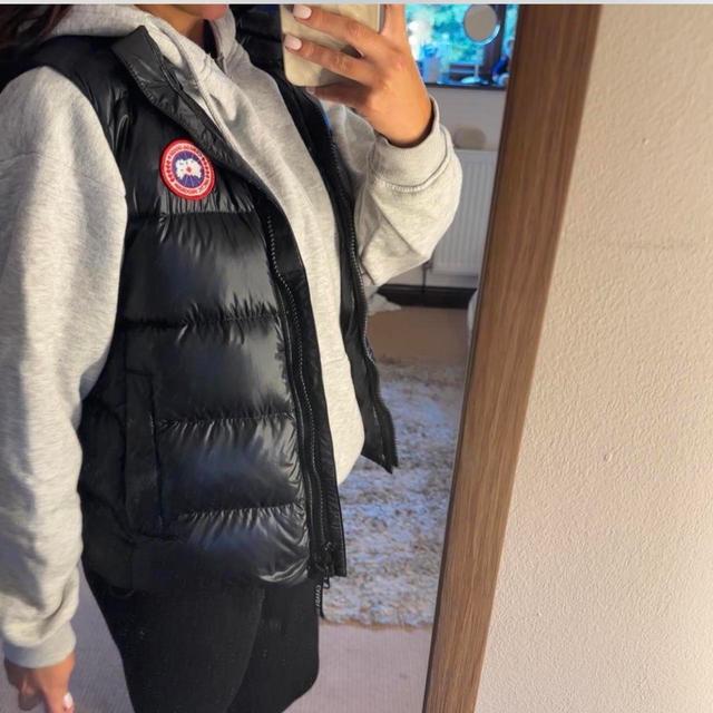 Canada Goose Women's Gilet - Black - S on Productcaster.