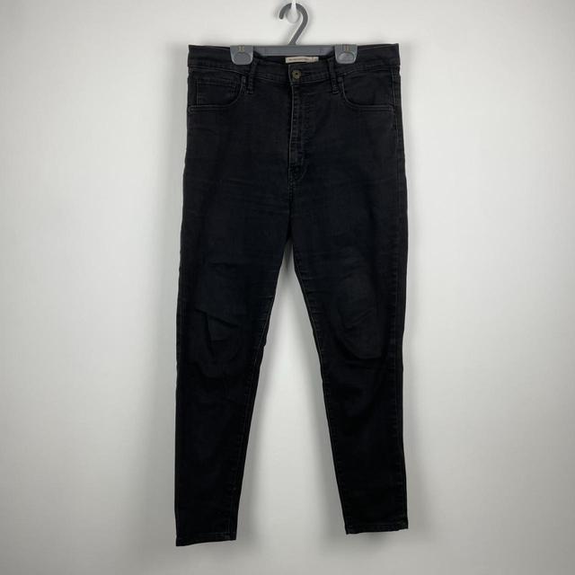 Levi's Women's Skinny Jeans - Black - 32" on Productcaster.