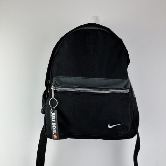 Nike Men's Backpacks - Black on Productcaster.