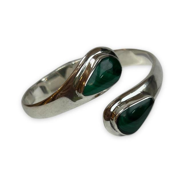 Vintage Women's Gifting Jewellery - Silver/Green on Productcaster.