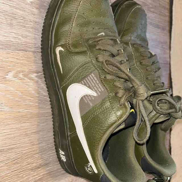 Nike Men's Trainers - Khaki/Green - UK 8.5 on Productcaster.