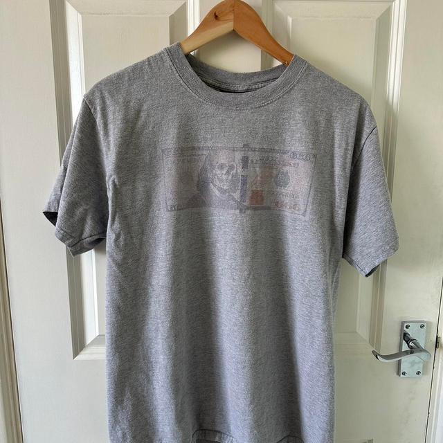 Revenge Men's T-shirt - Grey/Cream - M on Productcaster.