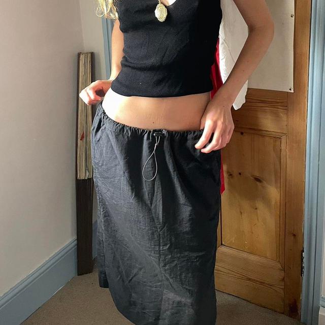 Reclaimed Vintage Women's Skirt - Black - UK 8 on Productcaster.