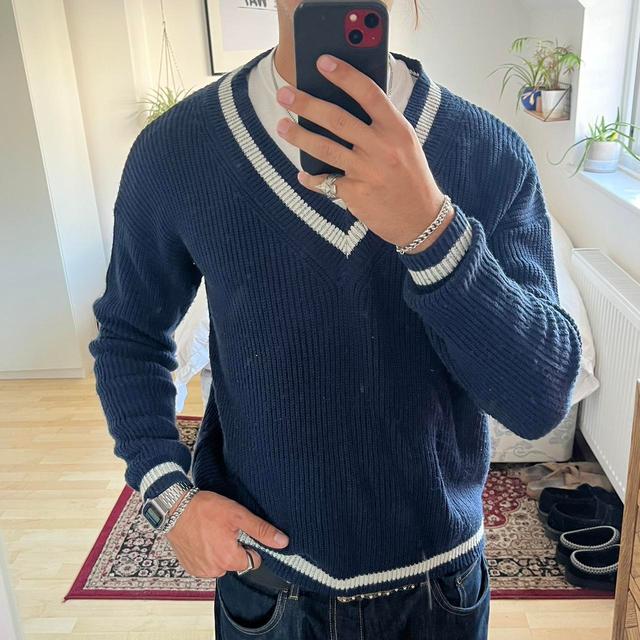 Men's Jumper - Navy/White - M on Productcaster.