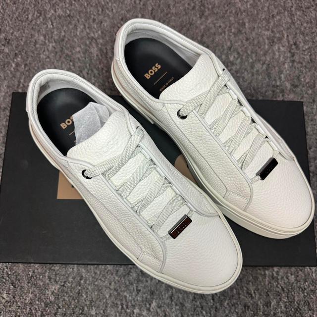 Hugo Boss Men's Trainers - White - UK 6 on Productcaster.