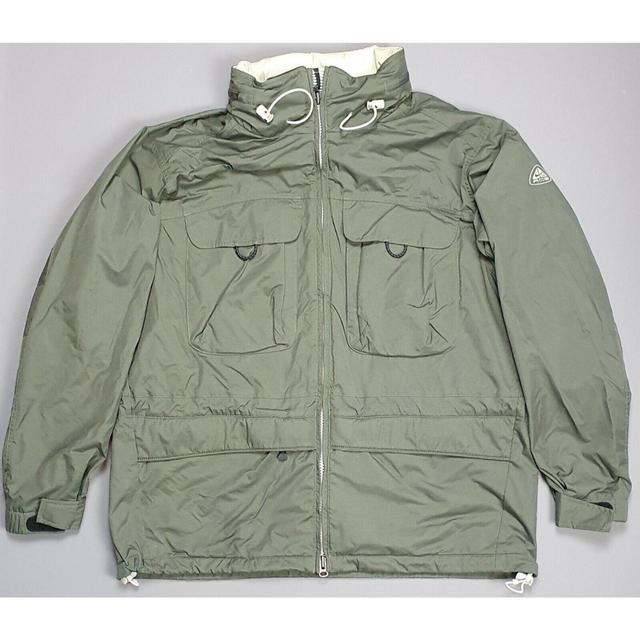 Nike ACG Men's Jacket - Green - M on Productcaster.