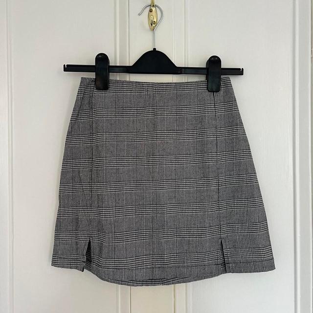 Brandy Melville Women's Skirt - Grey - One size on Productcaster.