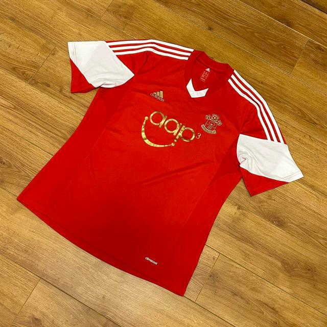 Adidas Men's T-shirt - Red - XL on Productcaster.