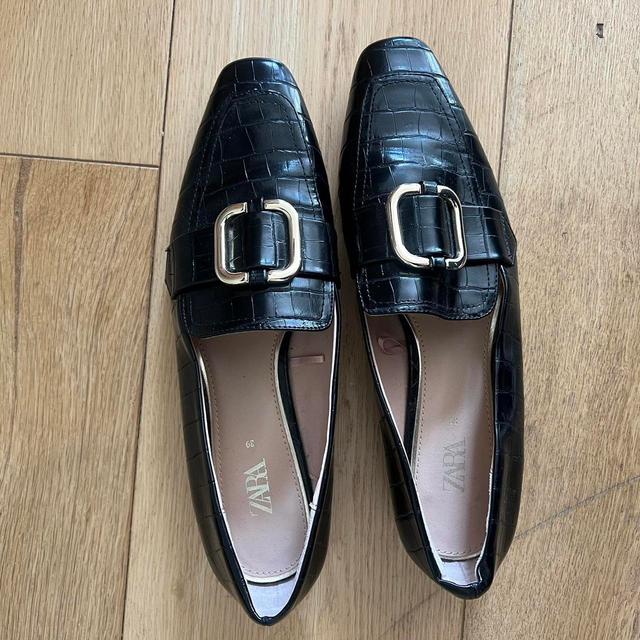 Zara Women's Loafers - Black - UK 6 on Productcaster.