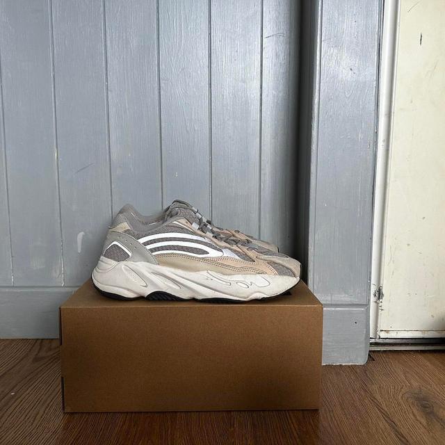 Yeezy Men's Trainers - Cream - UK 7 on Productcaster.