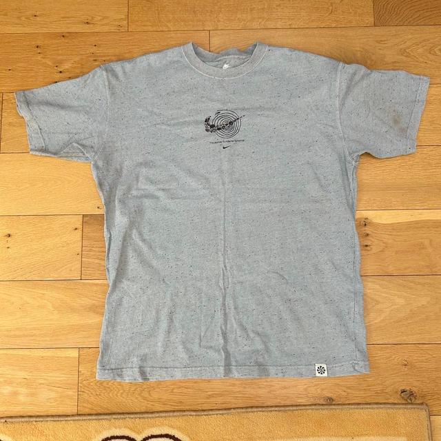 Nike Men's T-shirt - Grey - L on Productcaster.