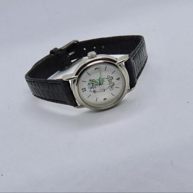 Vintage Women's Analogue Watch - Black on Productcaster.