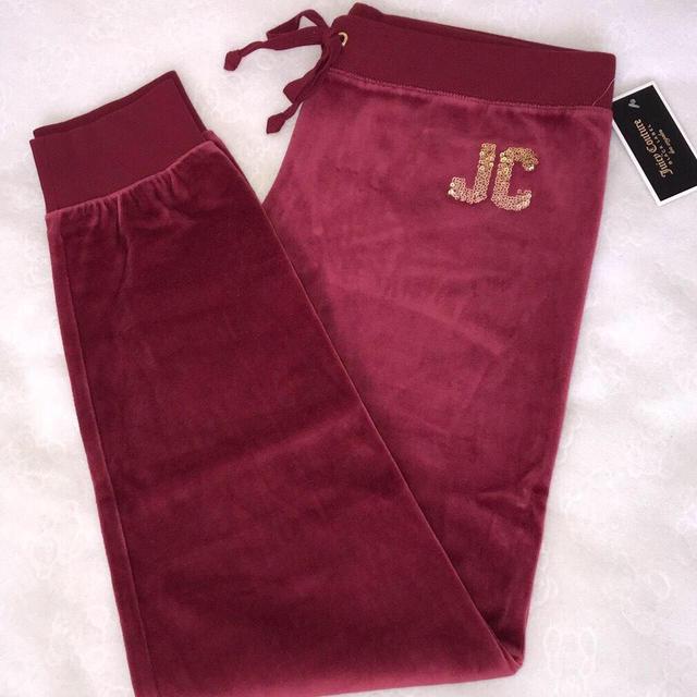 Juicy Couture Women's Sweatpants - Burgundy - M on Productcaster.