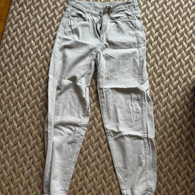 H&M Women's Jeans - Cream/White - UK 10 on Productcaster.