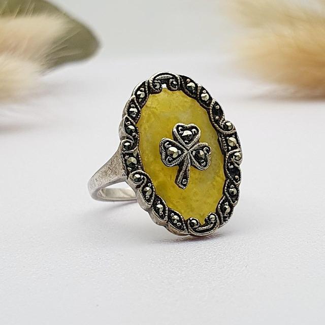 Vintage Women's Ring - Yellow/Gold on Productcaster.